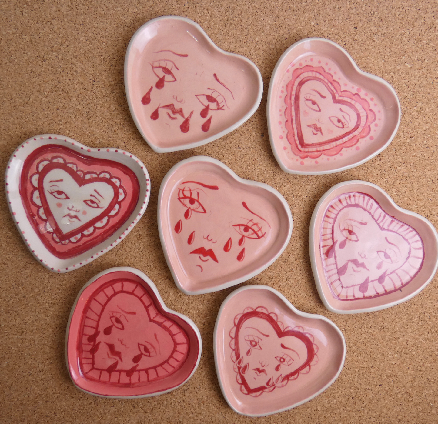 Crying Heart Shaped Dish 3/9