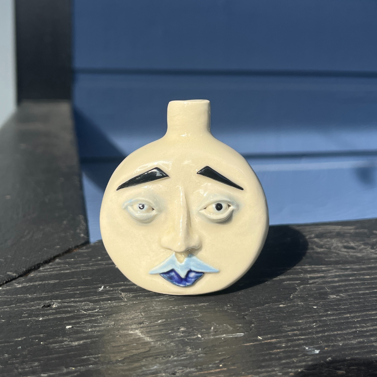 Small Blue Moon Face Bud Vase 2/4