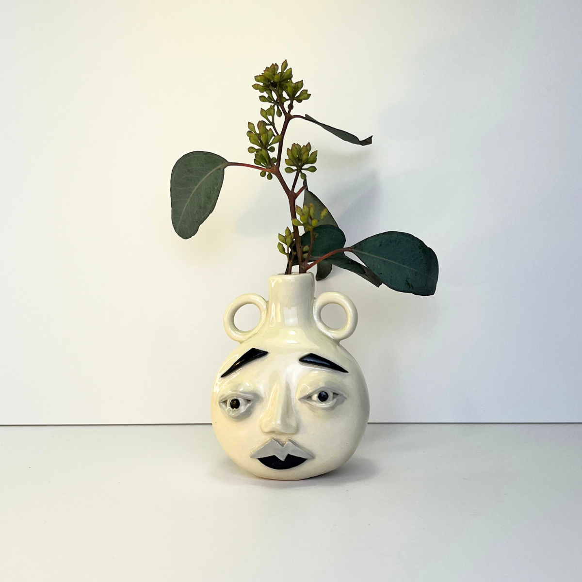 Medium Moon Face Vase – Handmade Ceramic with Handles 4/4