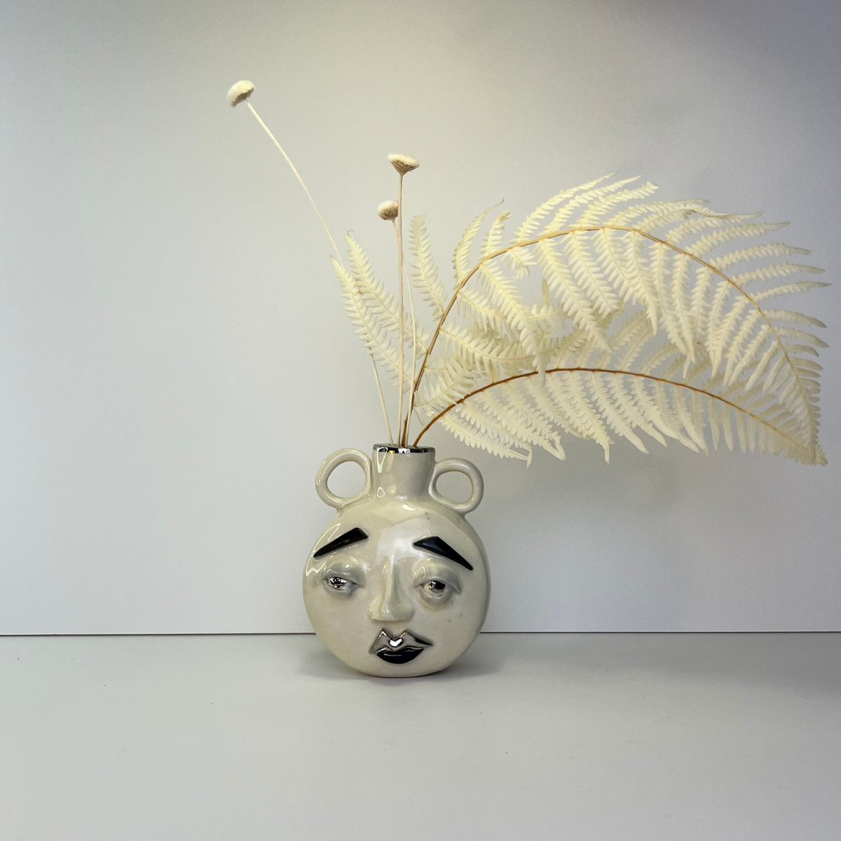 Small Moon Face Vase – White Gold Overglaze, Handmade Ceramic 1/3