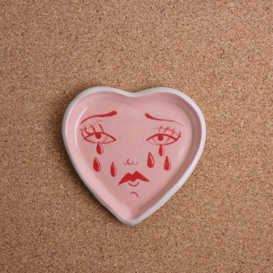 Crying Heart Shaped Dish 1/9